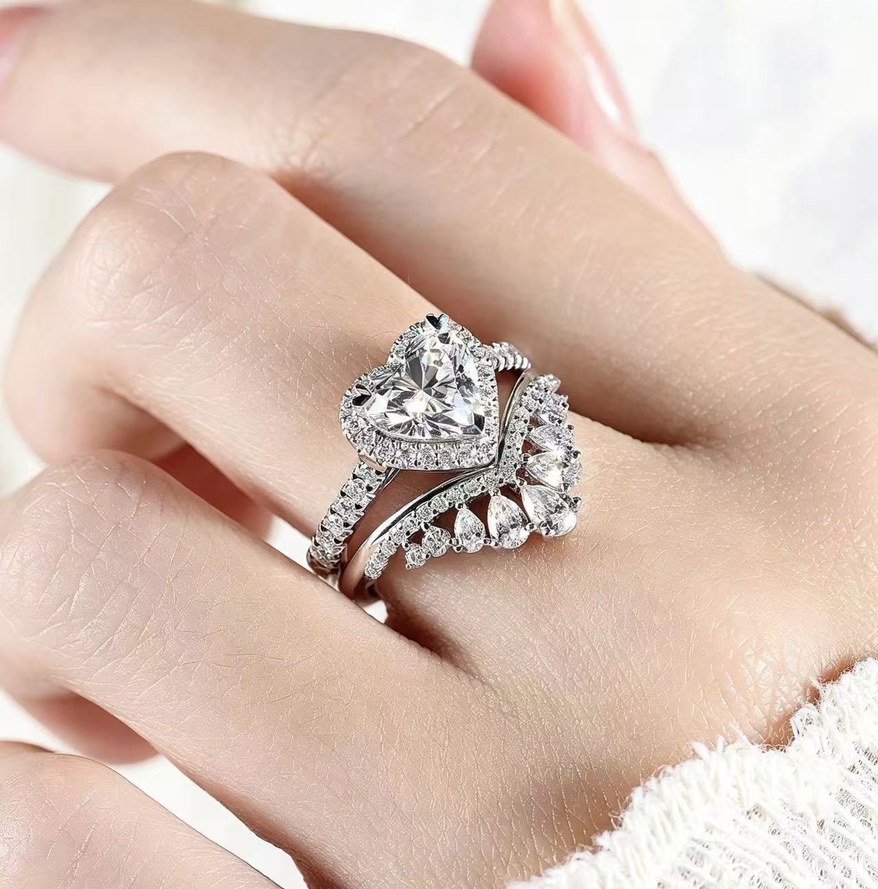 Heart shaped double layered ring