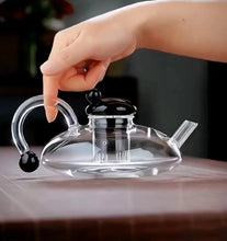 Load image into Gallery viewer, Kitchen glass teapot set 600ml