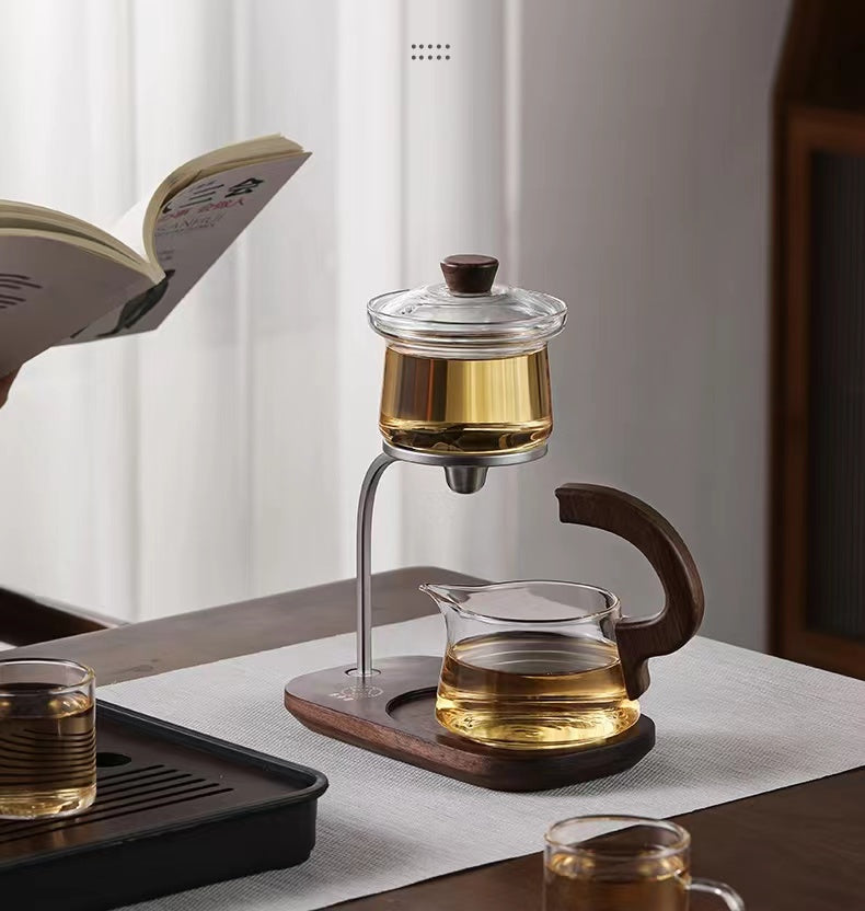 Semi automatic tea set, magnetic suction integrated tea maker