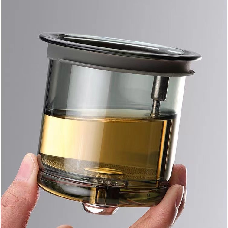 Elegant cup, all glass heat-resistant filter, tea brewing artifact, Kung Fu tea set, magnetic suction cup