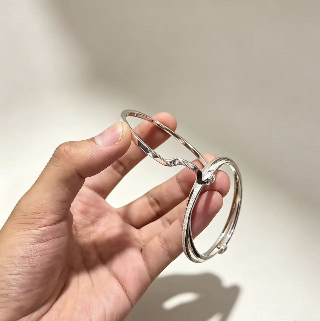 pure silver three loop bracelet supports customization