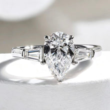Charger l'image dans la galerie, Waterdrop shaped ring