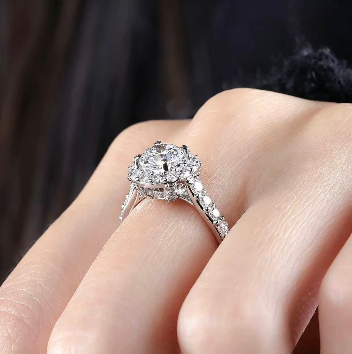 Round Platinum PT950 Ring